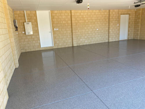 Epoxy-Garage-in-Ash